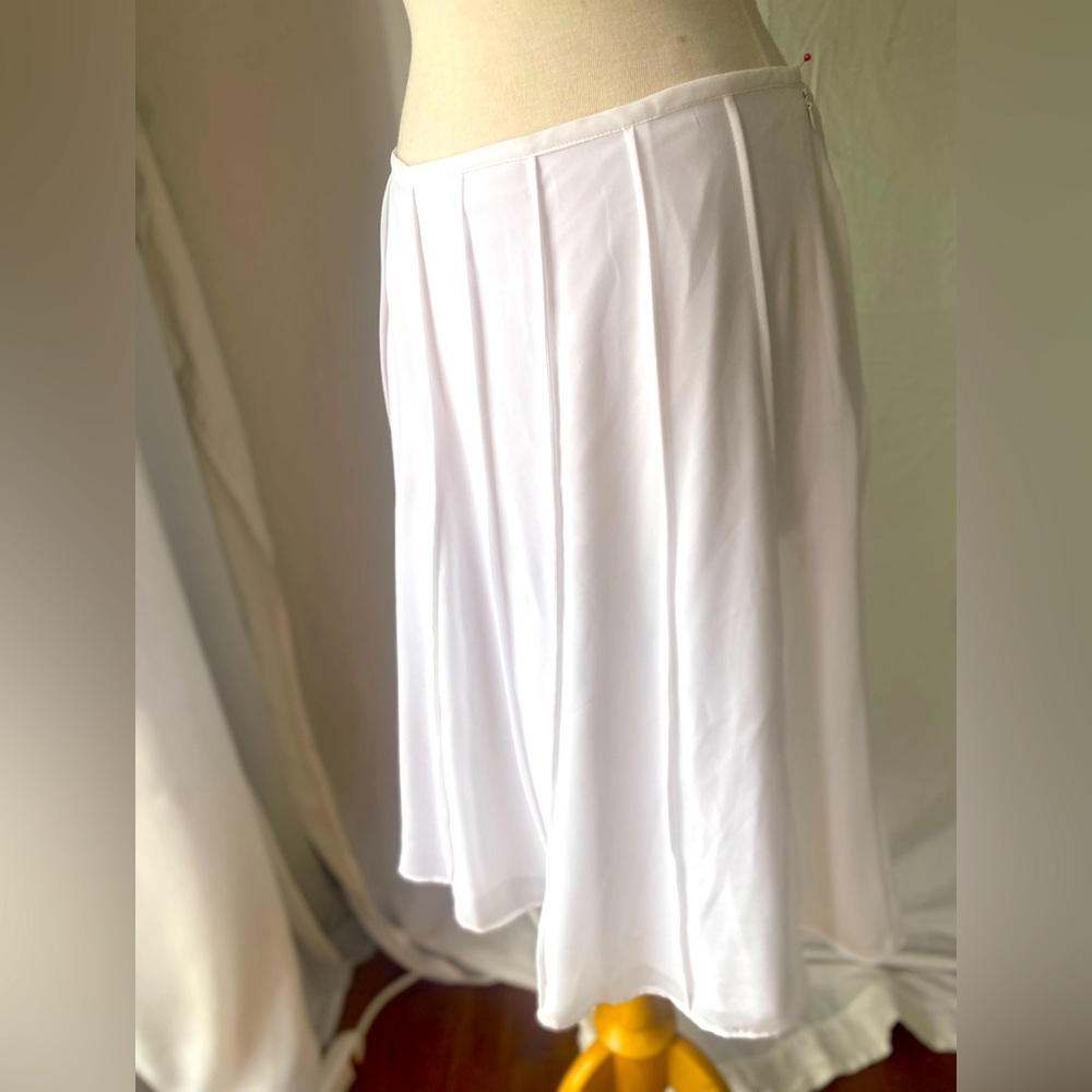 Cathaya for Anthropologie summer white silky skirt..Xl NWT